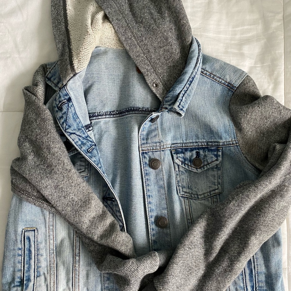 American Eagle Jean jacket!